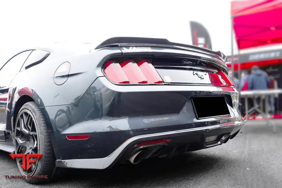 FORD MUSTANG RSH STYLE CARBON FIBER TRUNK SPOILER BSD