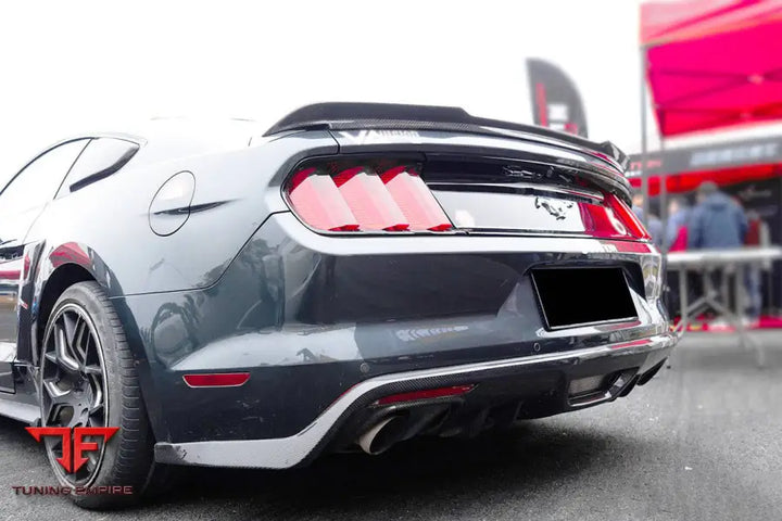 FORD MUSTANG RSH STYLE CARBON FIBER TRUNK SPOILER BSD
