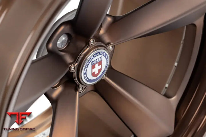 HRE 105