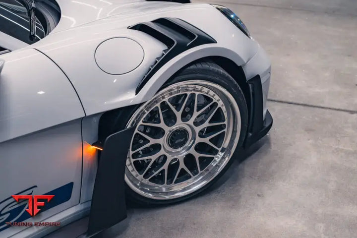 HRE 300