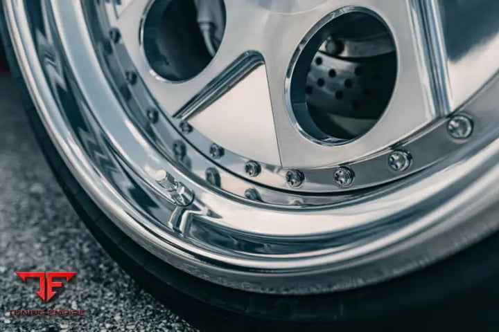 HRE 454