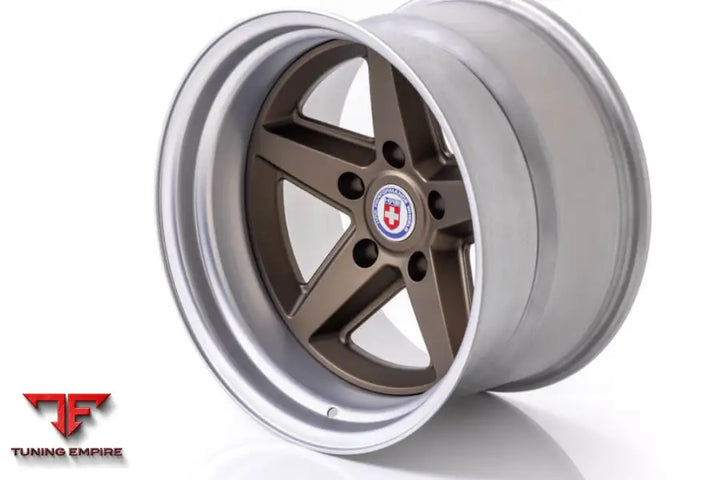 HRE 517