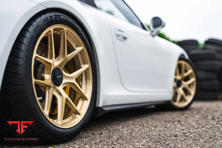 HRE R101