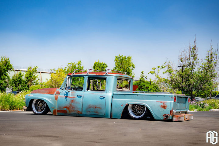 INTERNATIONAL TRAVELETTE on custom forged wheels