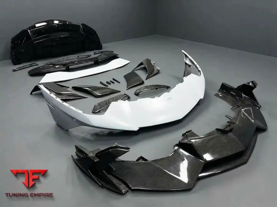 LAMBORGHINI AVENTADOR CARBON FIBER BODY KIT