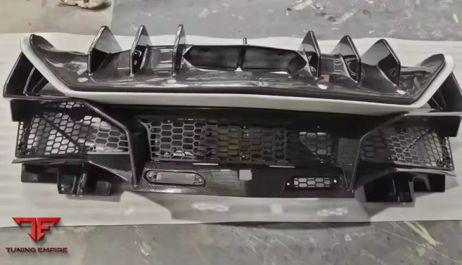 LAMBORGHINI AVENTADOR LP700/720/750 CARBON BODY KIT PARTS