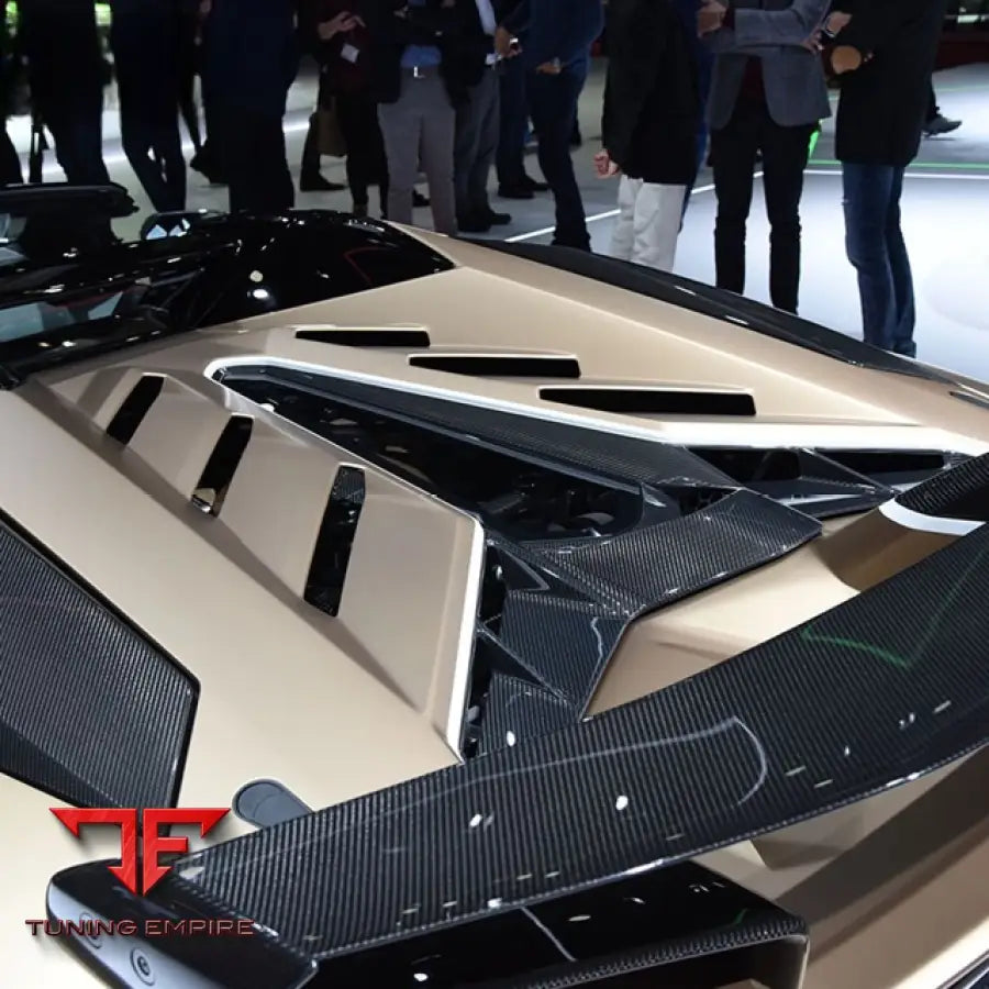 LAMBORGHINI AVENTADOR LP700/LP720 SVI UPGRADE DRY CARBON FIBER BODY KIT PARTS