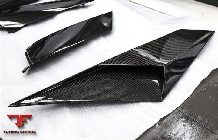 LAMBORGHINI AVENTADOR LP700 & LP740 COUPE & ROADSTER BKSS STYLE CARBON FIBER REAR SIDE SCOOPS BSD