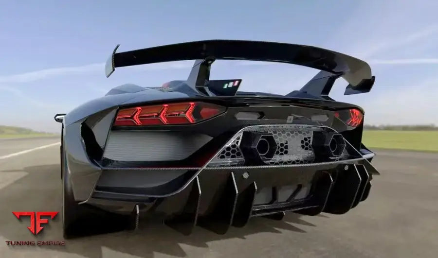 LAMBORGHINI AVENTADOR LP700 RAZOR BODY KIT