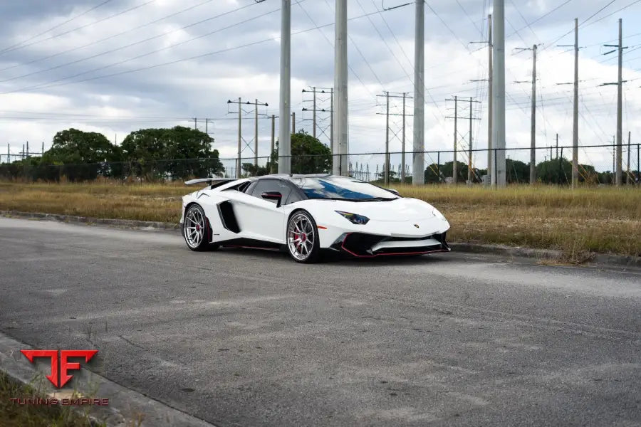 LAMBORGHINI AVENTADOR LP750-4 SV FORGED WHEELS