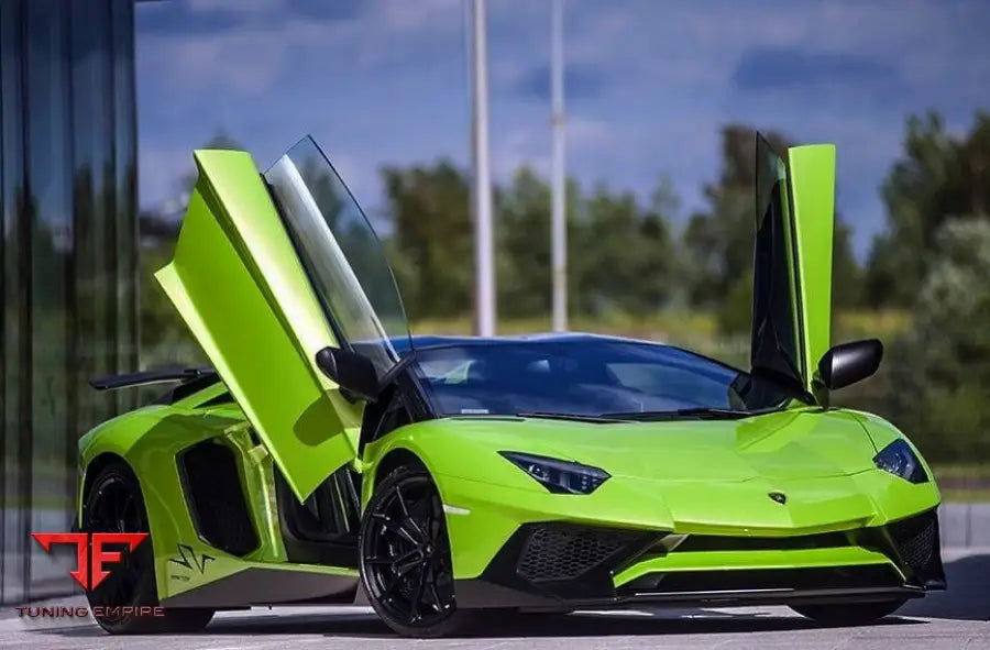 LAMBORGHINI AVENTADOR SV BODY KIT