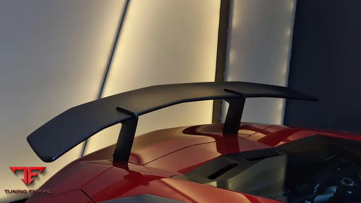 LAMBORGHINI AVENTADOR SV BODY KIT