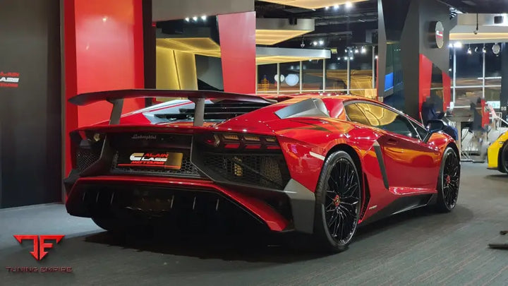 LAMBORGHINI AVENTADOR SV BODY KIT