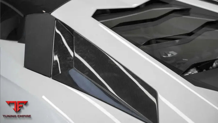 LAMBORGHINI AVENTADOR SVJ CARBON FIBER PARTS