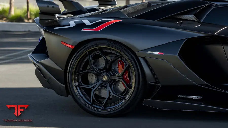 LAMBORGHINI AVENTADOR SVJ FORGED WHEELS AND EXHAUST SYSTEM