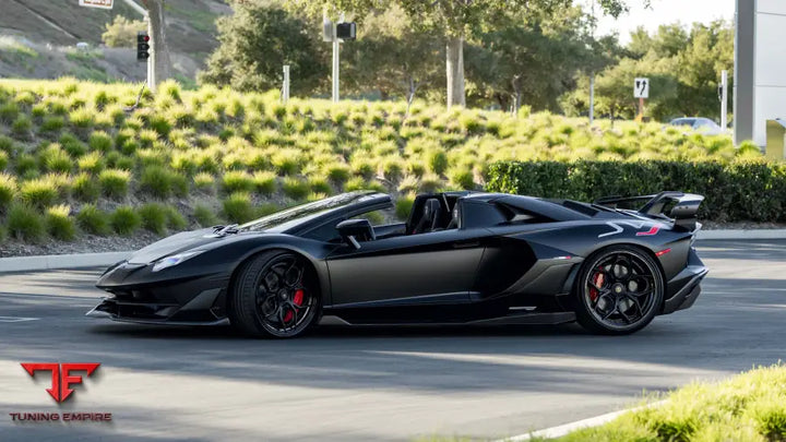 LAMBORGHINI AVENTADOR SVJ FORGED WHEELS AND EXHAUST SYSTEM