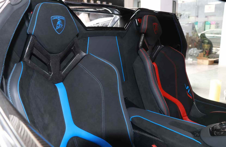 LAMBORGHINI AVENTADOR SVJ STYLE CUSTOM SEATS & FLOOR MATS