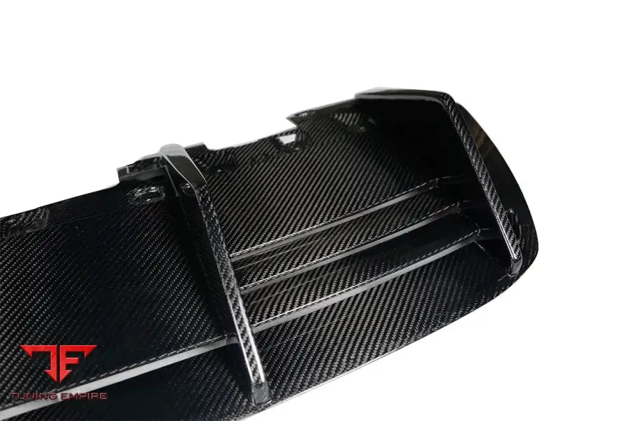 LAMBORGHINI HURACAN EVO OD STYLE DRY CARBON REAR DIFFUSER BSD