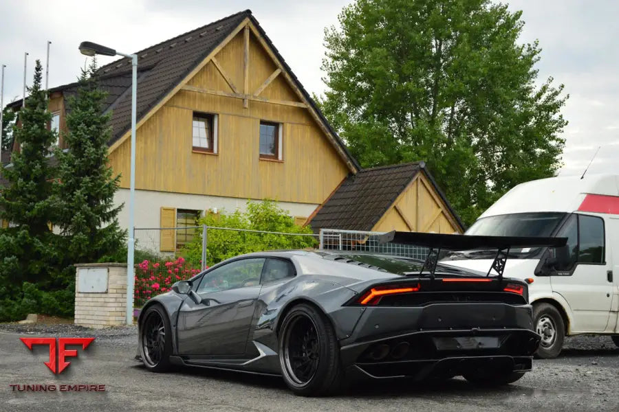 LAMBORGHINI HURACAN LP610/ LP580 DE STYLE WIDE FENDER FLARES BSD