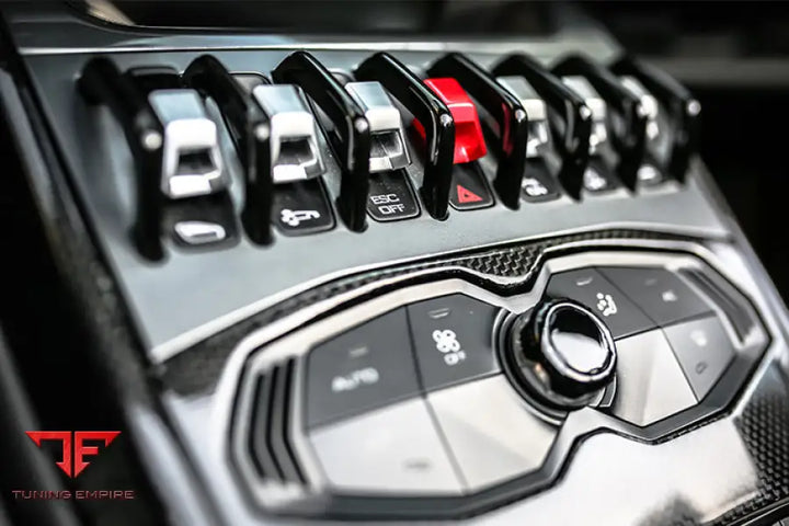 LAMBORGHINI HURACAN LP610 & LP580 & EVO AUTOCLAVE CARBON FIBER CENTER CONSOLE TUNNEL BSD