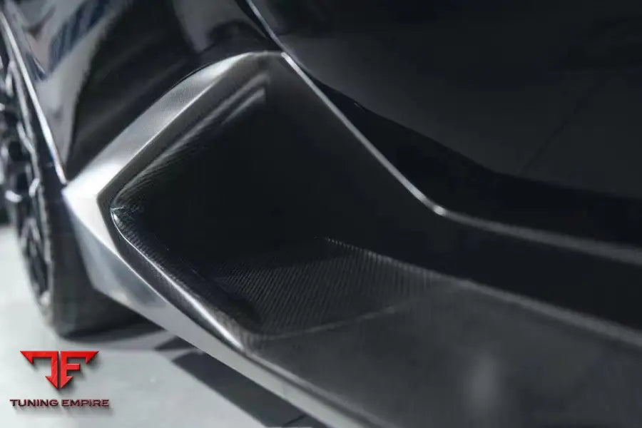 LAMBORGHINI HURACAN LP610 & LP580 & EVO & TECNICA & STO N STYLE DRY CARBON FIBER SIDE SKIRTS BSD