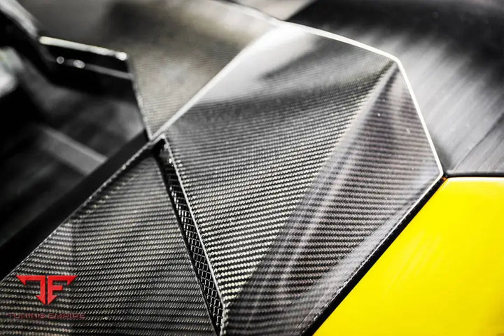 LAMBORGHINI HURACAN LP610 & LP580 MSY STYLE CARBON FIBER REAR ENGINE TRUNK BSD