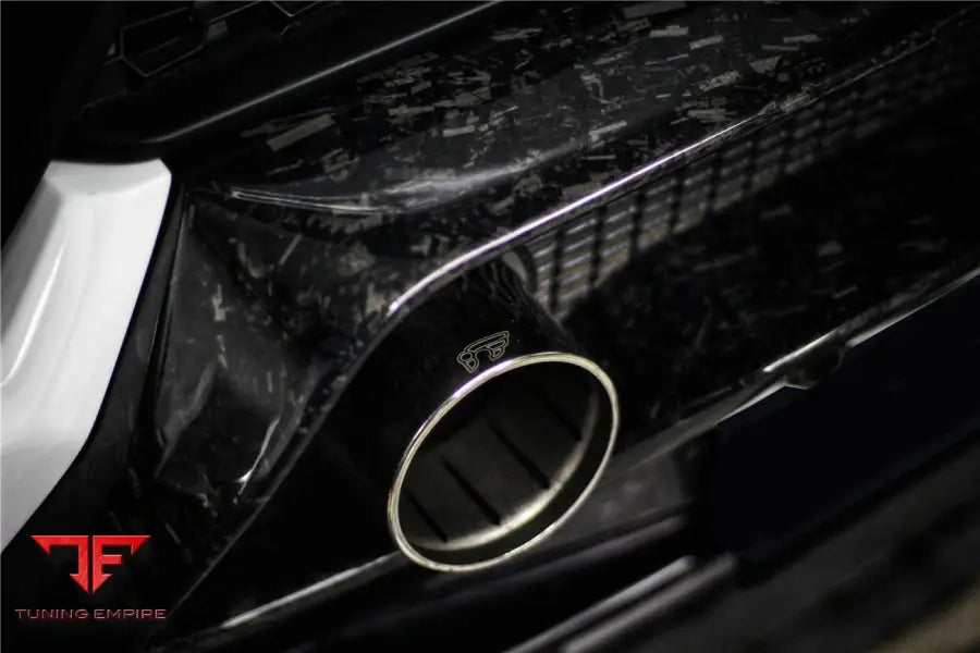 LAMBORGHINI HURACAN LP610 & LP580 PERFORMANTE STYLE PARTIAL CARBON REAR BUMPER BSD