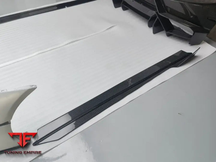LAMBORGHINI HURACAN 1016 CARBON BODY KITS PARTS