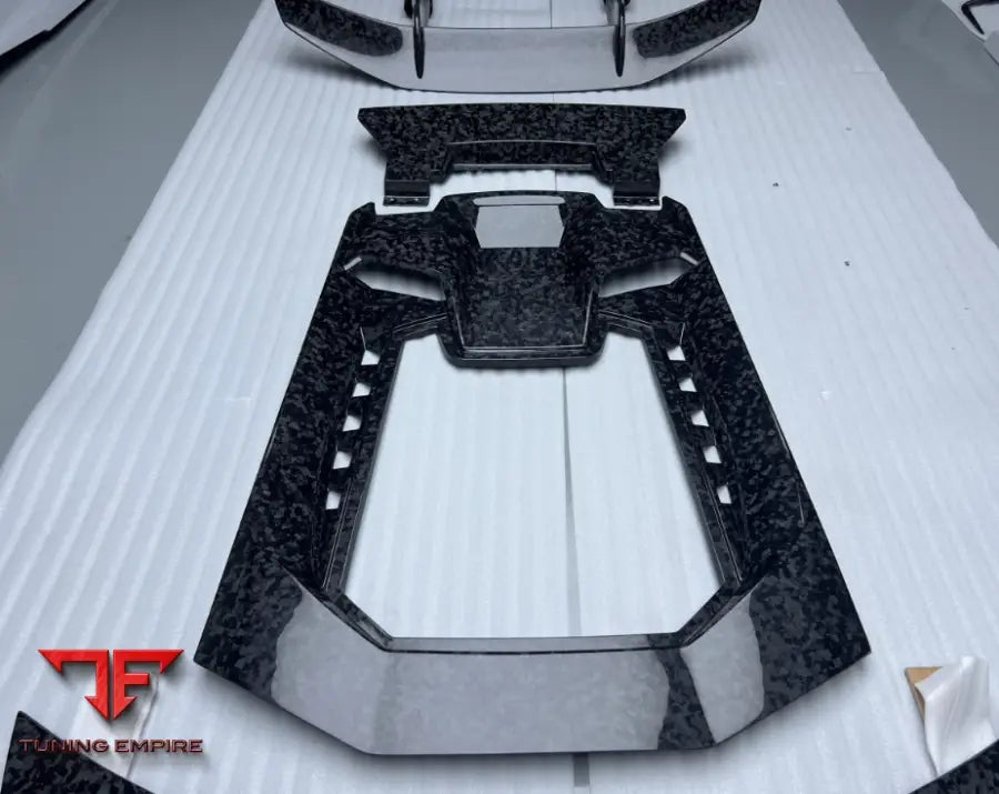 LAMBORGHINI HURACAN 1016 CARBON BODY KITS PARTS