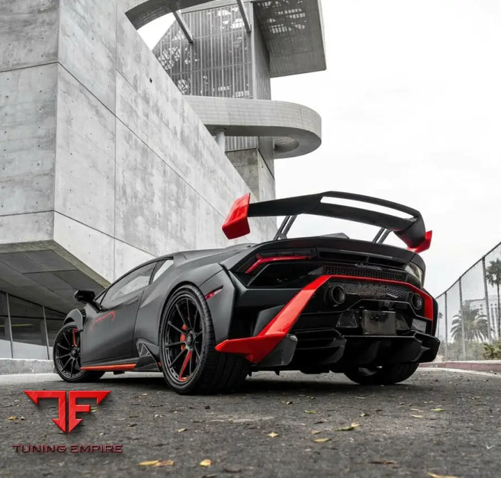 LAMBORGHINI HURACAN STO DRY CARBON FIBER PARTS