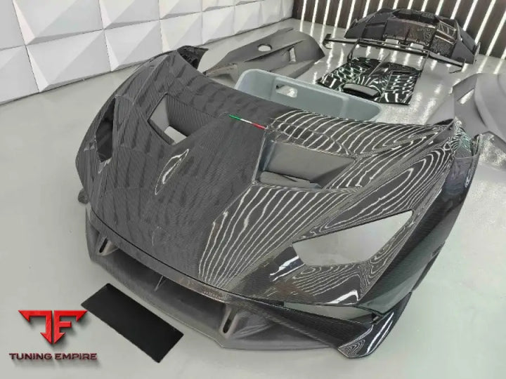 Lamborghini Huracan Sto Replacement Carbon Parts