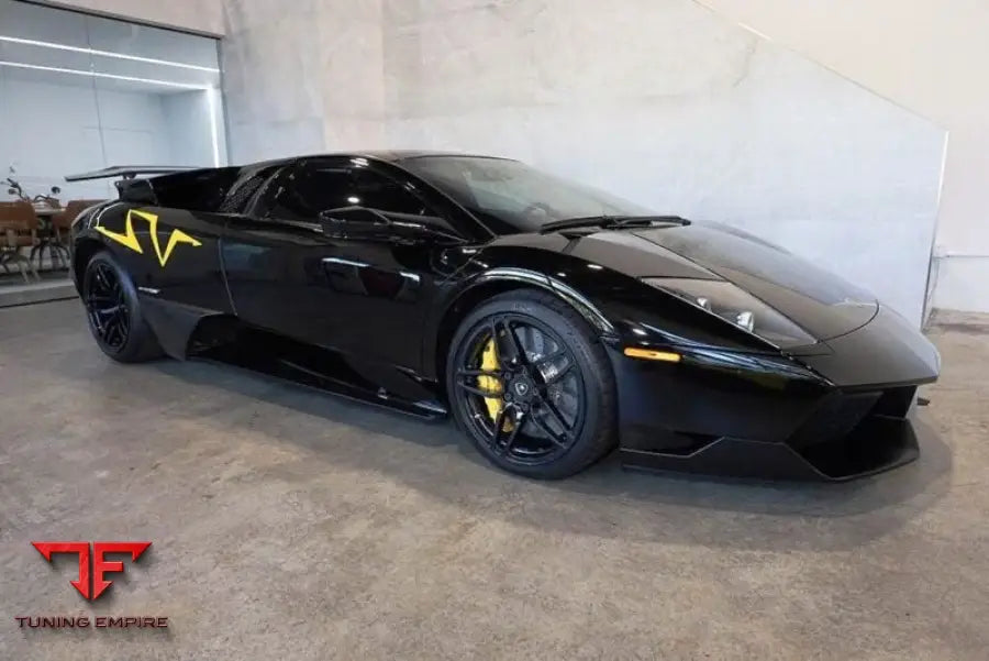 LAMBORGHINI MURCIELAGO LP640 UPGRADE TO LP670 SV DRY CARBON BODY KIT