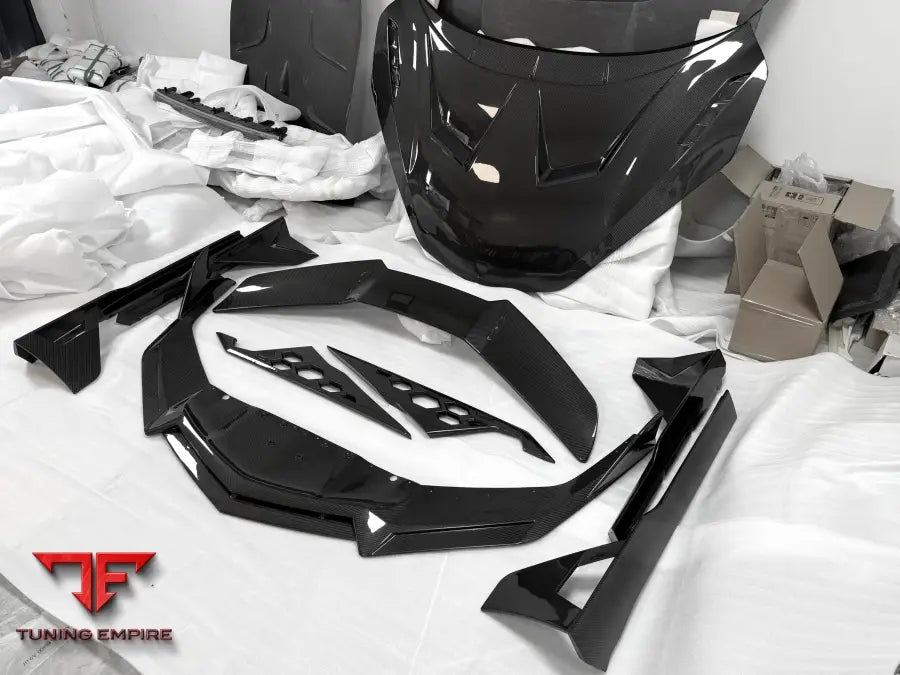 LAMBORGHINI REVUELTO CARBON FIBER PARTS