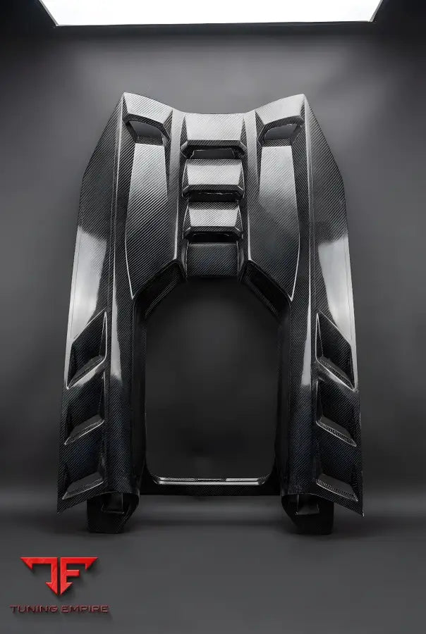 LAMBORGHINI REVUELTO CARBON FIBER BODY KIT