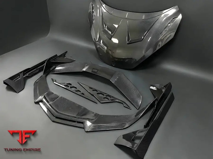 LAMBORGHINI REVUELTO CARBON FIBER BODY KIT