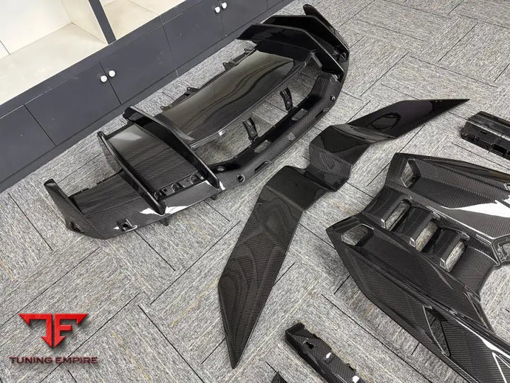 LAMBORGHINI REVUELTO CARBON PARTS