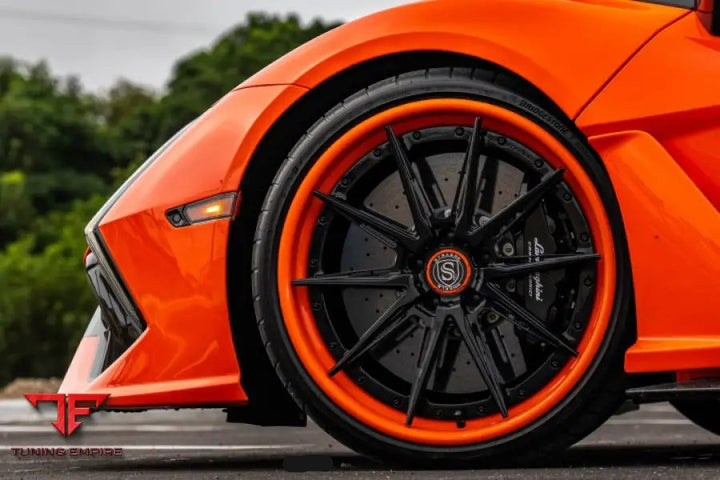 LAMBORGHINI REVUELTO FORGED WHEELS