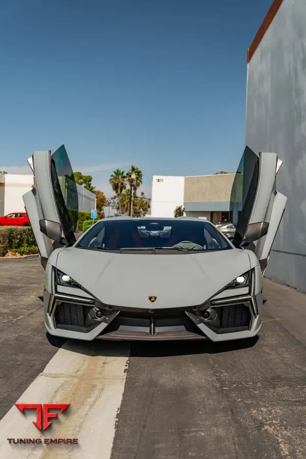 LAMBORGHINI REVUELTO FORGED WHEELS AND EXHAUST SYSTEM