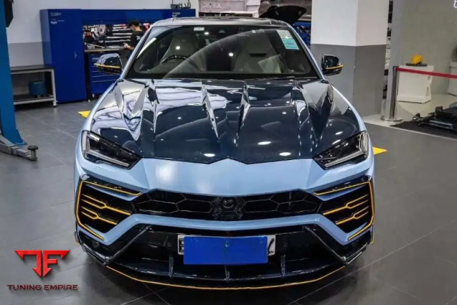Lamborghini Urus 2018 + Carbon Body Kit