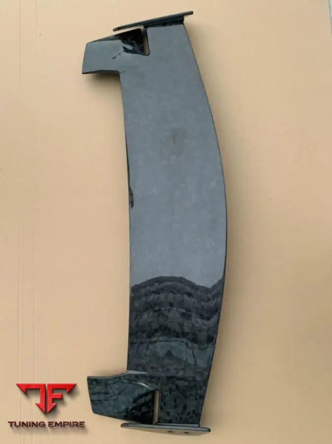 LAMBORGHINI URUS 2018 to URUS S PERFORMANTE CONVERSION FORGED CARBON BODY KIT