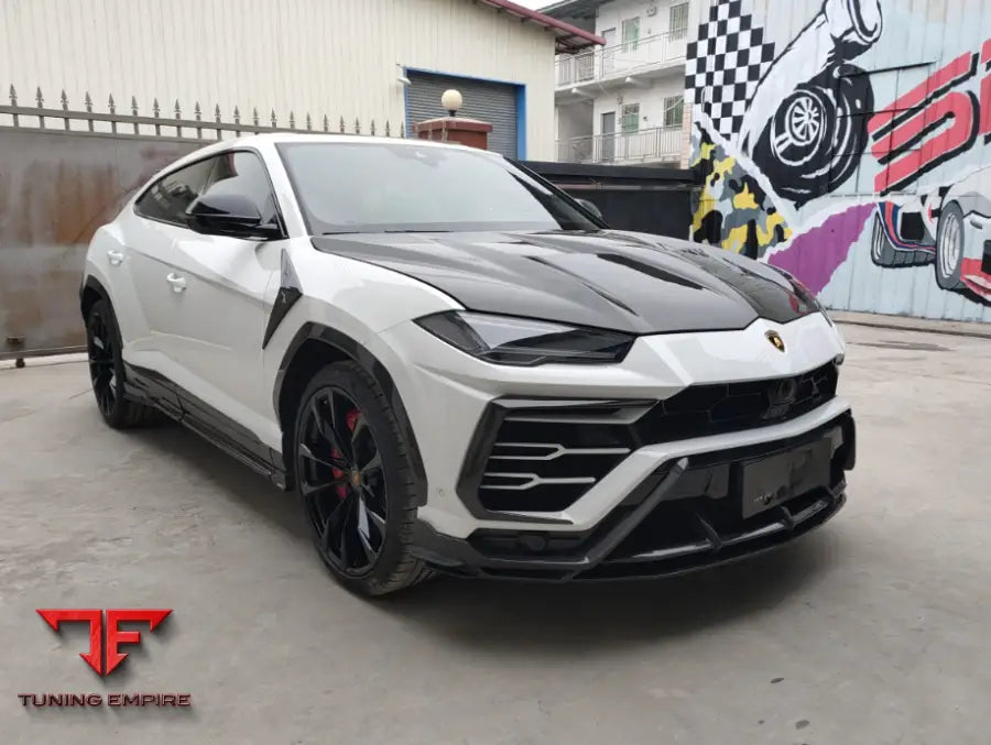 LAMBORGHINI URUS CARBON BODY KITS PARTS