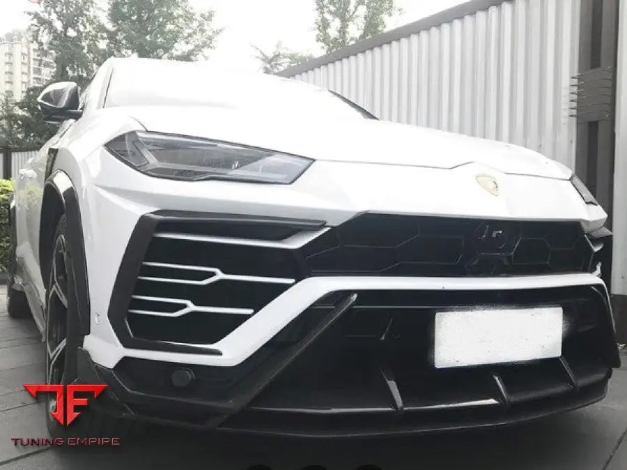 LAMBORGHINI URUS CARBON FIBER AEROKIT
