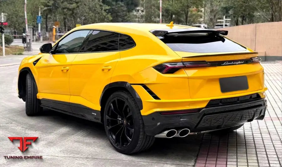 LAMBORGHINI URUS OEM STYLE CARBON FIBER PARTS