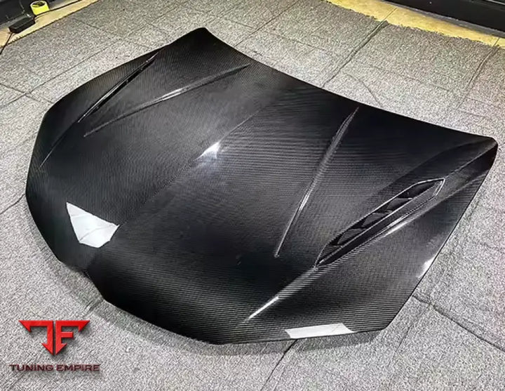 LAMBORGHINI URUS CARBON BODY KIT PARTS