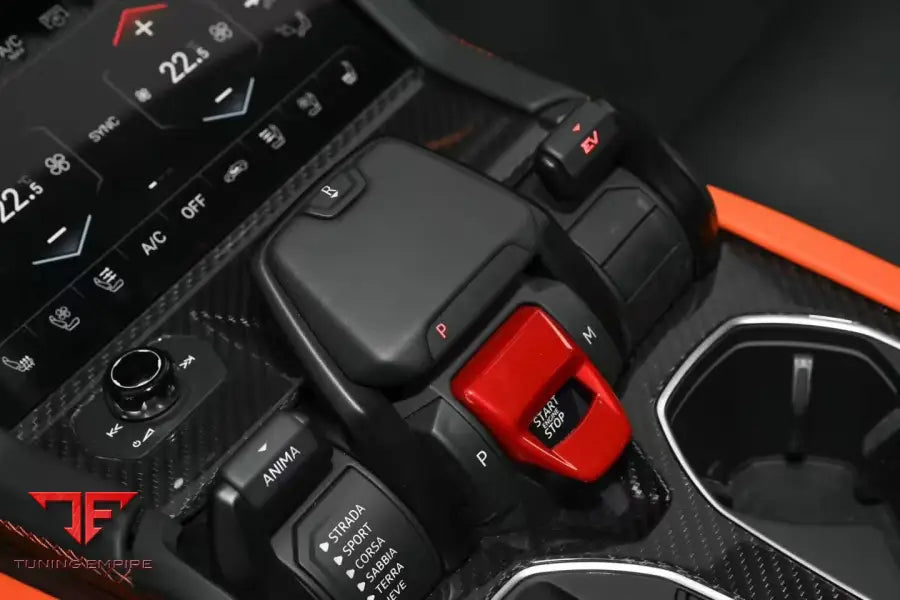 LAMBORGHINI URUS CARBON INTERIOR KIT