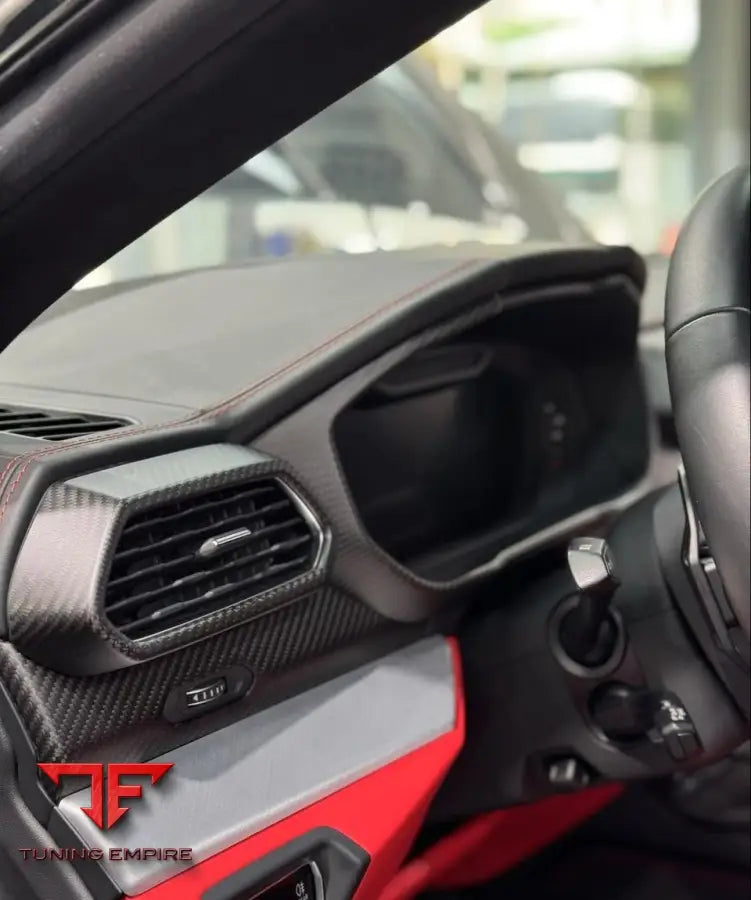 LAMBORGHINI URUS CARBON INTERIOR KIT