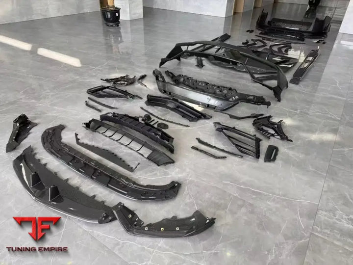 LAMBORGHINI URUS CONVERT TO 2023+ URUS PERFORMANTE BODY KIT
