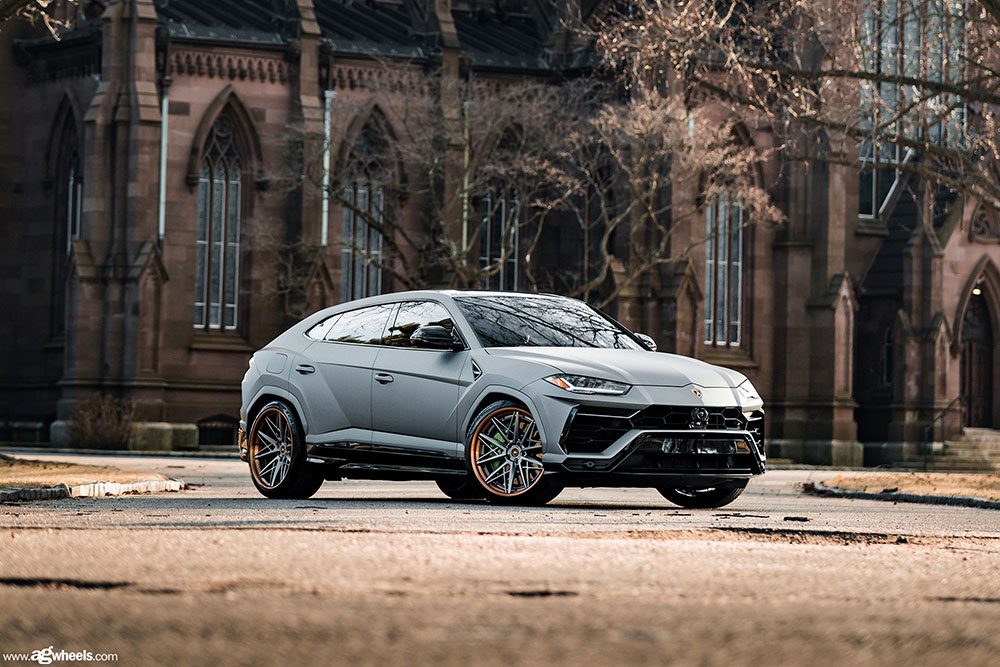 LAMBORGHINI URUS on custom forged wheels