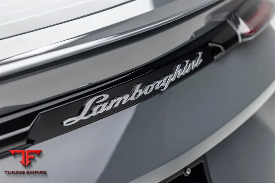 LAMBORGHINI URUS FORGED WHEELS AND EXHAUST SYSTEM