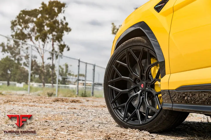 LAMBORGHINI URUS FORGED WHEELS AND EXHAUST SYSTEM